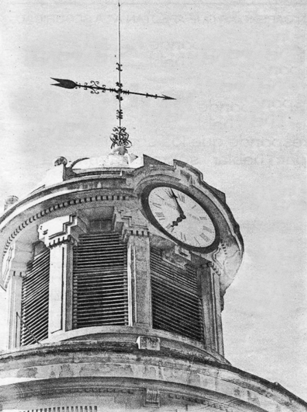 Archivo:Antiguo reloj de las Tendillas y Jesús y María.png