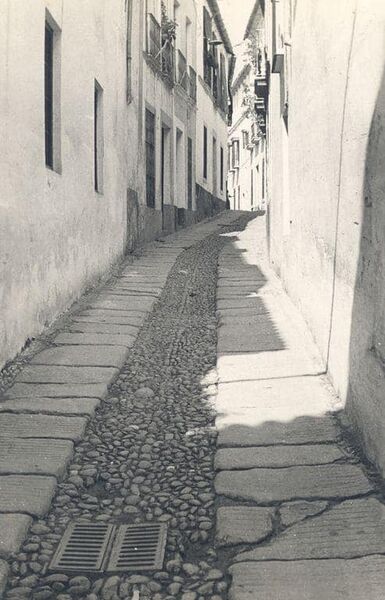 Archivo:Calle Pompeyos (2).jpg