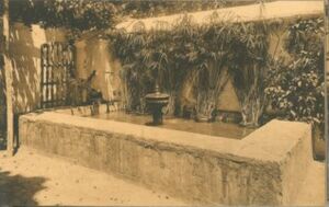 Pilón del Patio de la Montería.jpg