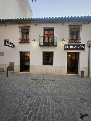 Restaurante El Blasón (calle José Zorrilla).jpg