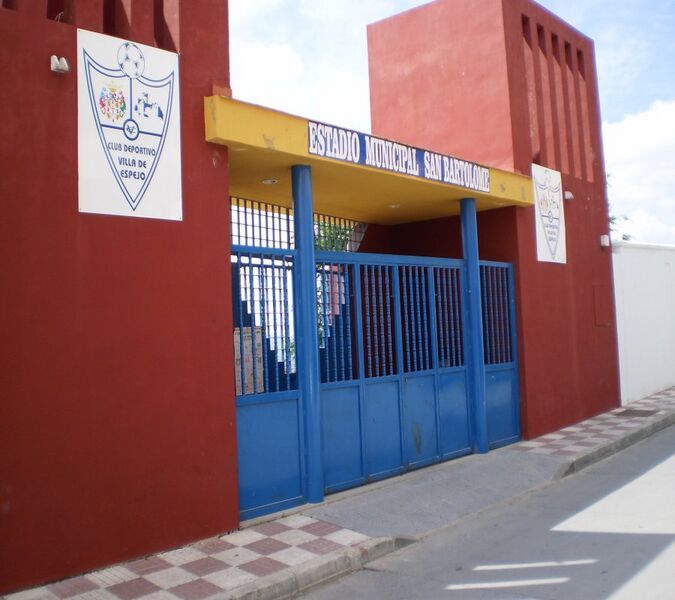 Archivo:Campo de futbol.JPG