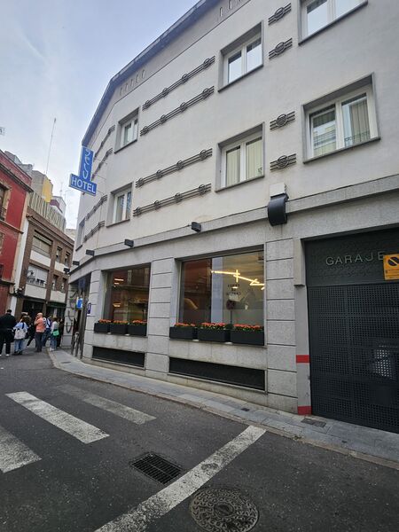 Archivo:Hotel Selu.jpg