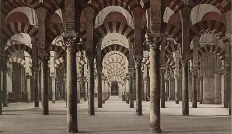 Archivo:Mezquita-Catedral (1898).jpg