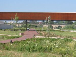 Parque y uente de Miraflores (2005).jpg