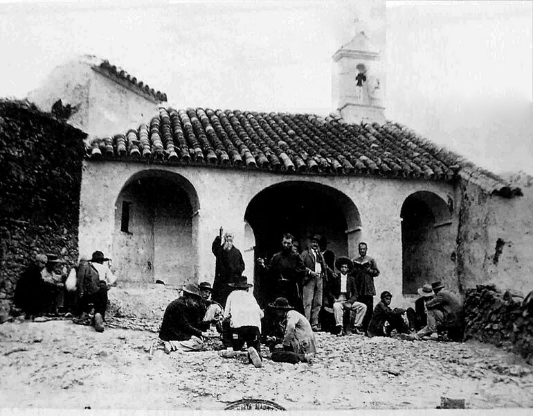 Archivo:Las Ermitas 1900.jpg