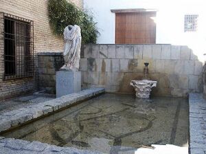 Fuente de la plaza Séneca.jpg