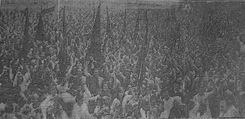 Archivo:Concentración de las JSU (mayo de 1936).jpg