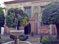 Fachada y acceso al Museo Julio Romero de Torres.