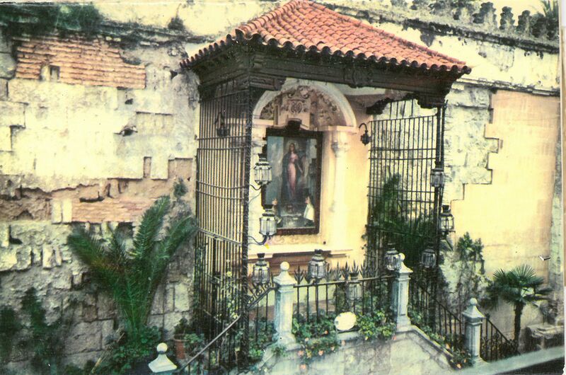 Archivo:Retablo de la Virgen de los Faroles.jpg