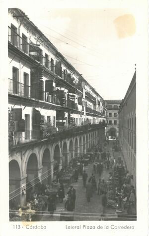 Lateral de la Plaza de la Corredera.jpg