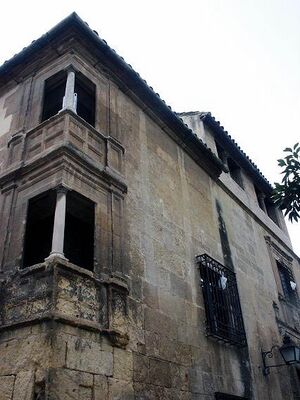Balcón-mirador del Palacio de los Luna.jpg
