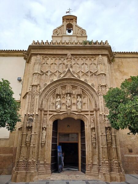 Archivo:Fachada Capilla de San Sebastián.jpg