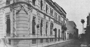 Colegio de Arquitectos. Gran Capitán con Reyes Católicos (1935).jpg