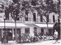 Círculo Labradores antes Café Gran Capitán.jpg