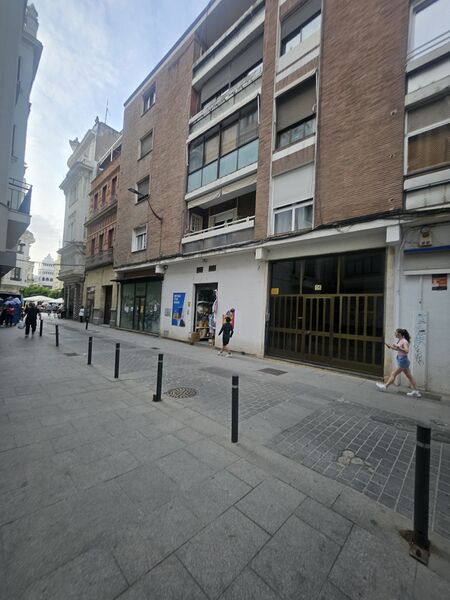 Archivo:20260423 200215.jpg