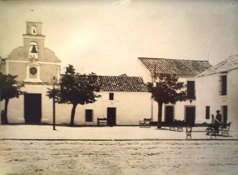 Archivo:Plaza FC anos50-2.jpg