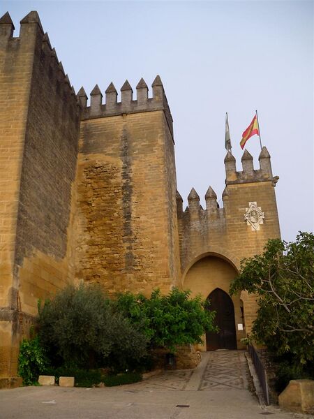Archivo:Almodóvar castillo portada.jpg