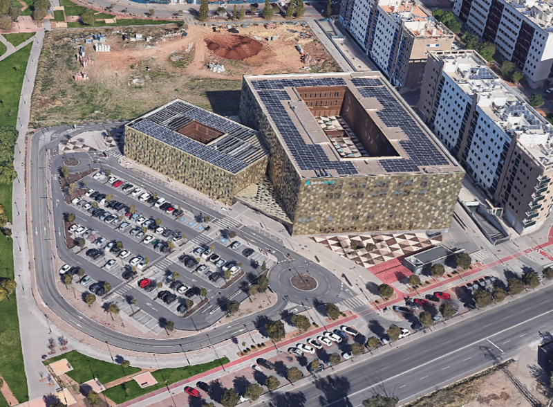 Archivo:Vista aérera del Hospital Quirón.png