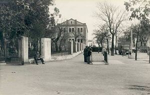 Urinarios públicos. Plaza de Colón (años 60).jpg