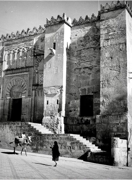 Archivo:Calle Torrijos. Erika Groth. 1941.jpg