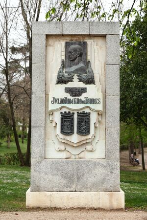 Monumento a Julio Romero de Torres - Madrid.jpg