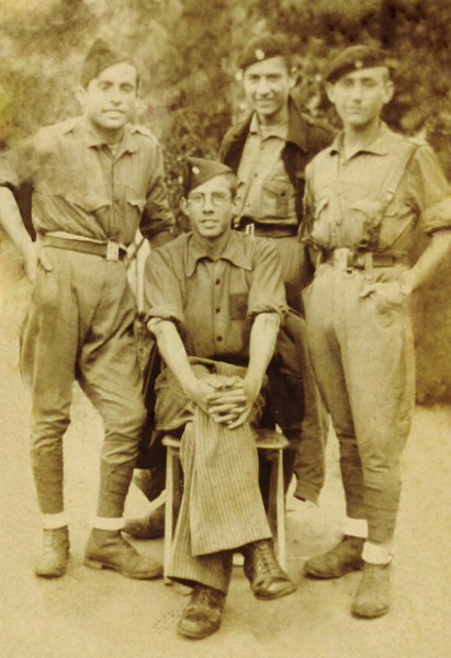 Archivo:Grupo de soldados de Baena. Finales de 1936.png