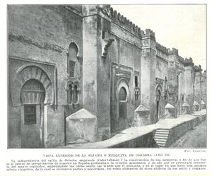 Vista exterior de la Mezquita Catedral.jpg