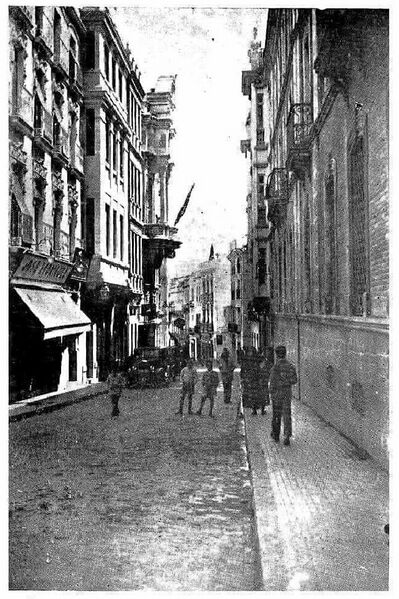 Archivo:Calle Alfonso XIII en 1930 .jpg