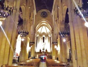 Detalle interior igl San Pablo Córdoba.jpg