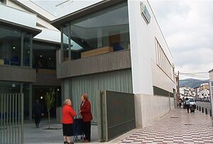 Entrada Centro Salud Cabra.jpg