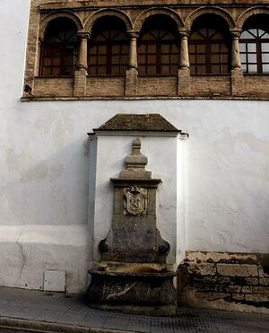 Fuente de la Calle de San Fernando (2006).jpg