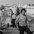1975, A. Saavedra en la fuente.