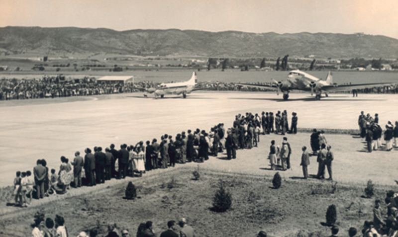 Archivo:Inauguración del Aeropuerto (1958).png
